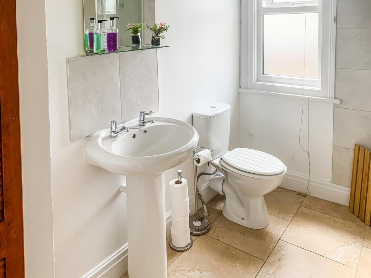 Waverley Lodge - Quaint Victorian Home With Free Parking ヨーク エクステリア 写真