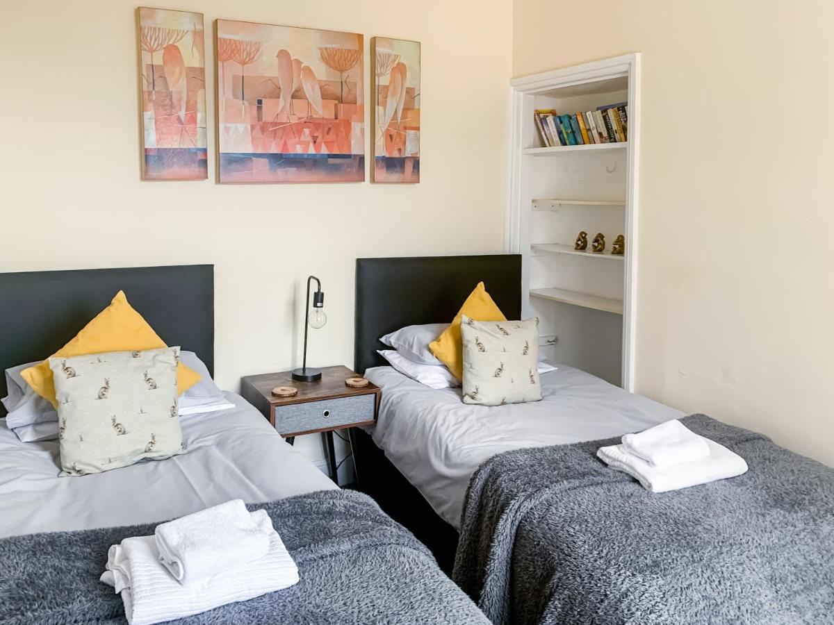 Waverley Lodge - Quaint Victorian Home With Free Parking ヨーク エクステリア 写真
