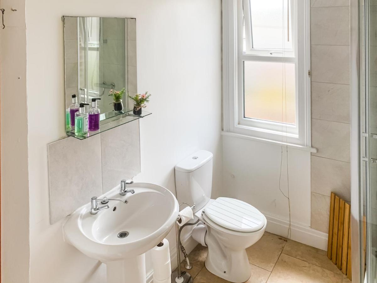 Waverley Lodge - Quaint Victorian Home With Free Parking ヨーク エクステリア 写真